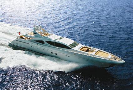 Mangusta 165 أكبر يخت في العالم